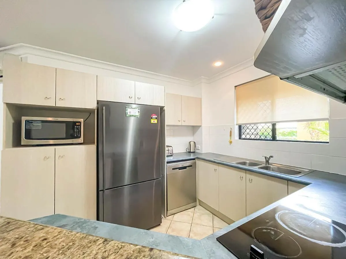 **** Lägenhetshotell Trinity Links Resort Cairns Australien